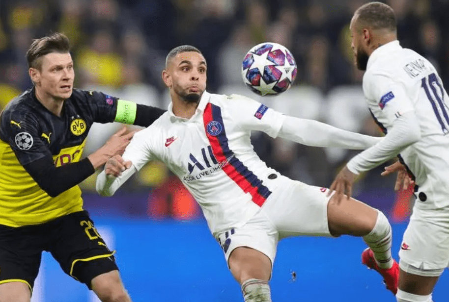 而小卡则是 而小卡则是