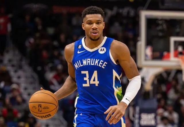 众多球星在 众多球星在