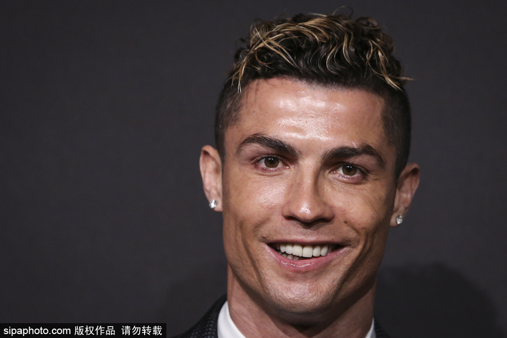 他再次成为 他再次成为